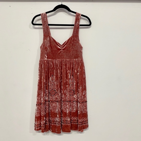 FREE PEOPLE BOHO VELVET & SEQUIN DRESS - Picture 1 of 6